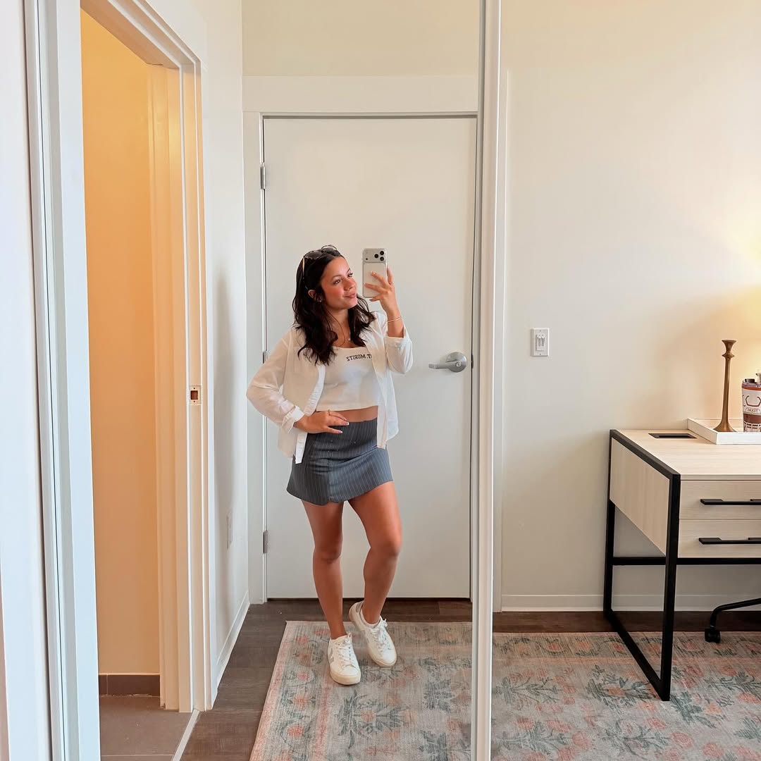 a full length mirror > \n\ncome check out our availability and find the floor plan for you \u2b50\ufe0f\n+ $200 off on select floor plans! \n\n